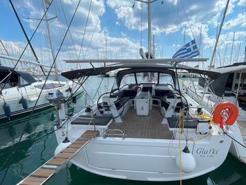 Sailboat Beneteau Oceanis 51.1 · 2023