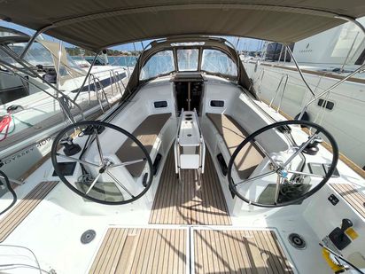 Velero Jeanneau Sun Odyssey 349 · 2019 · Castor (1)