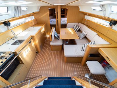 Zeilboot Jeanneau Sun Odyssey 44I · 2010 · Beethoven ( with Bowthruster ,Solar Panels) (1)