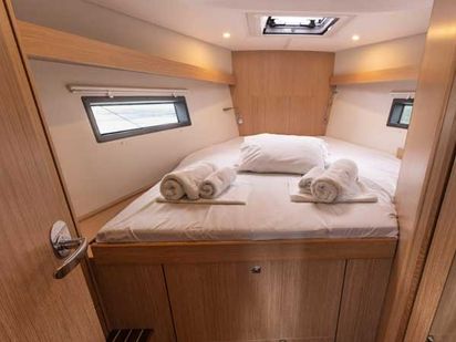 Velero Bavaria C42 · 2023 · Bluestone (1)