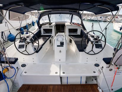 Voilier Jeanneau Sun Odyssey 410 · 2023 (0)