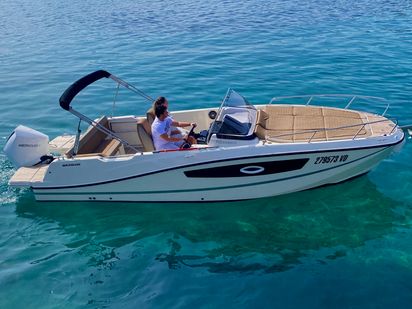 Motorówka Quicksilver 755 · 2023 · Quicksilver 755 Sundeck (0)