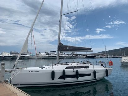 Velero Dufour 37 · 2023 · SIRIUS (1)