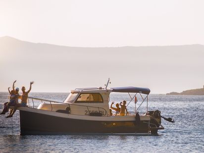 Bateau à moteur Leidi 660 · 2017 (0)