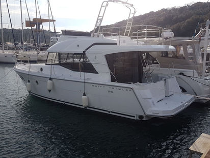 Motorboot Beneteau Swift Trawler 35 · 2024 (0)