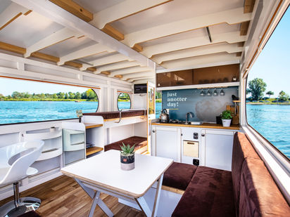 Houseboat Custom Built · 2020 · Brussel (1)