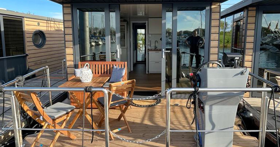 Houseboat Hamburg Belgium for hire Borrow A Boat