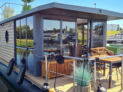 Houseboat Custom Built · 2024 (0)