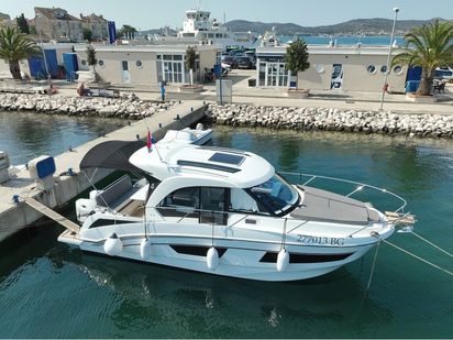 Motorówka Beneteau Antares 9 OB · 2022 (0)