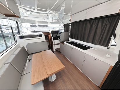 Barco a motor Beneteau Antares 11 OB FLY · 2023 · Tango (1)