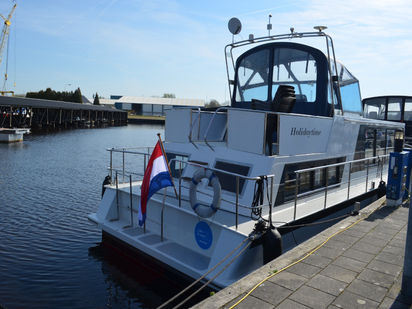 Motorboat Safari Houseboat 1200 · 1992 · Holidaytime (1)