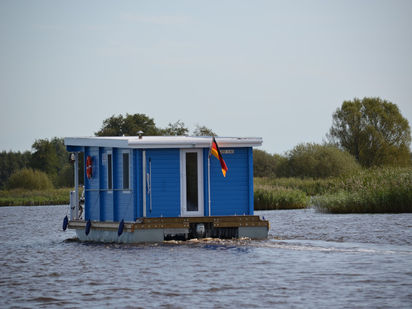 Houseboat Custom Built · 2013 · BunBo II (1)