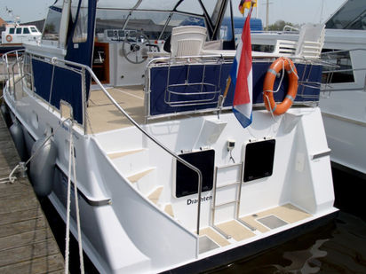 Houseboat Renal 36 · 2000 · Drait 42 (1)