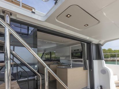 Katamaran silnikowy Fountaine Pajot MY 40 · 2020 · Congetta (1)