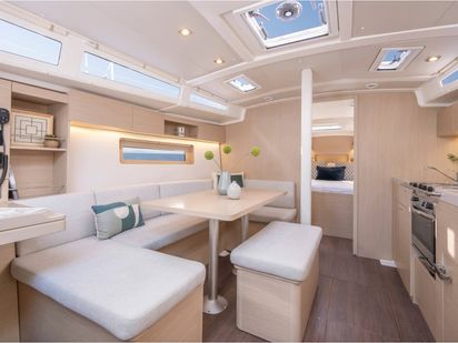 Żaglówka Beneteau Oceanis 37.1 · 2024 · Silene - Comfort line (1)