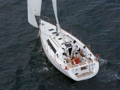 Zeilboot Beneteau Oceanis 34 · 2012 (0)