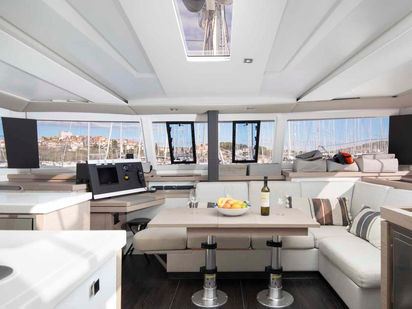 Catamaran Fountaine Pajot Astrea 42 · 2023 · Follow the Sun (1)