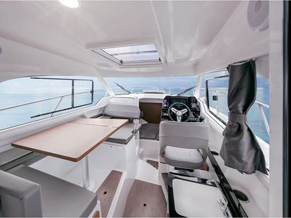 Motorboat Beneteau Antares 8 OB · 2023 · Tiha Patnja (1)