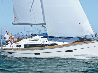 Sailboat Bavaria Cruiser 37 · 2017 · HAYDN (0)