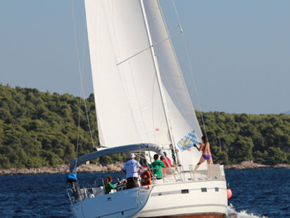 Sailboat Bavaria Cruiser 40 · 2011 · Inipi (0)