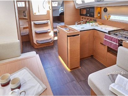 Zeilboot Jeanneau Sun Odyssey 410 · 2020 · 2891270760000102889 (1)