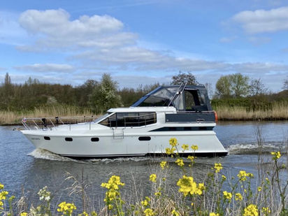 Bateau à moteur Vri-Jon Contessa 37 · 0 · Antaris (0)