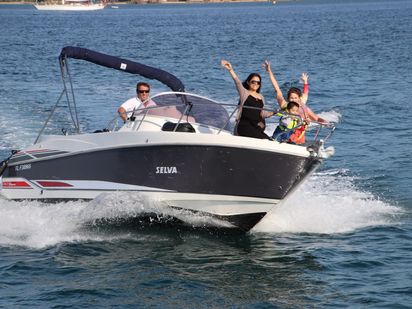 Speedboat Selva Elegance 6.7 · 2022 · SELVA 670 Elegance Cabin (1)