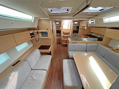 Barca a vela Bavaria C45 Style · 2023 · SUNNY (1)