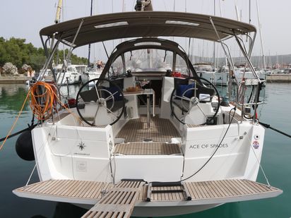 Sailboat Jeanneau Sun Odyssey 389 · 2017 (0)