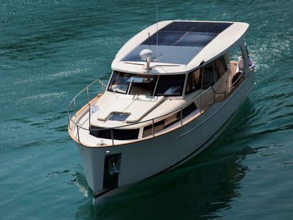 Motorboat Greenline Hybrid 33 · 2021 (0)