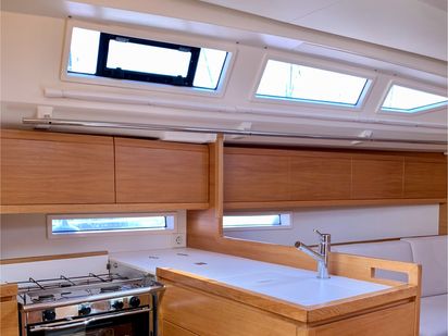 Sailboat Salona 380 · 2020 · Smiles (1)