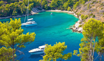 Boat rental and yacht charter in Brač