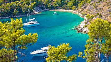 Boat rental and yacht charter in Brač