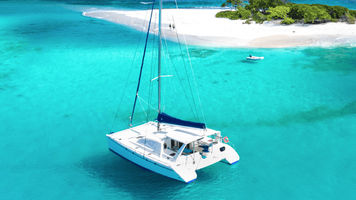 Catamaran rental and yacht charter in the Caribbean