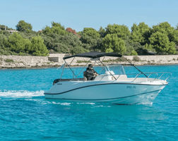 Speedboat rental and yacht charter in Croatia