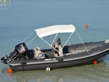 Bateau semi-rigide Jokerboat Coaster 4.70 · 2011 (0)