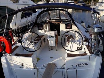 Segelboot Jeanneau Sun Odyssey 389 · 2016 · Verona (1)