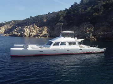 Catamarán Custom Built · 2006
