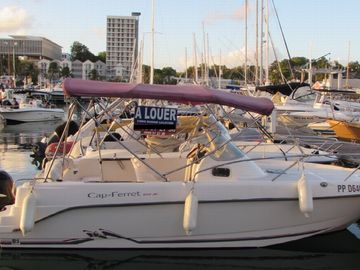 Lancha motora B2 Marine 652 Cruiser · 2007