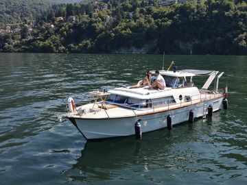 Barco a motor Picchiotti Giglio · 1961