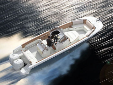 Lancha motora Invictus 270 FX · 2021