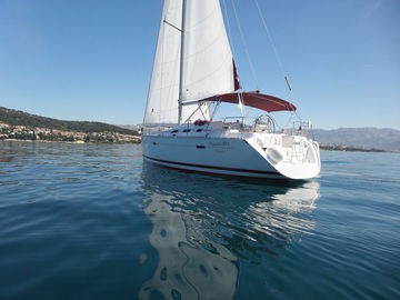 Segelboot Beneteau Oceanis Clipper 39.3 · 2010 (0)