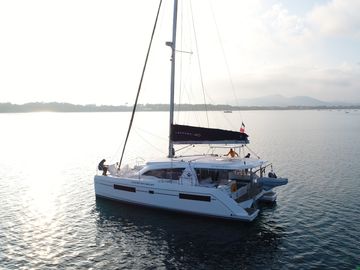 Catamaran Leopard 40 · 2016