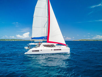 Catamarán Leopard 45 · 2021