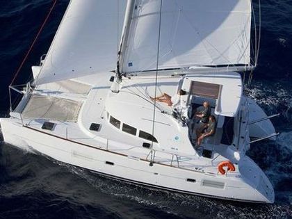 Catamaran Lagoon 380 S2 · 2004 (refit 2016) · NAUTI LADY (1)