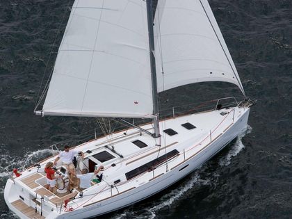 Sailboat Beneteau Oceanis 34 · 2010 (0)