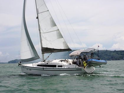 Sailboat Bavaria Cruiser 33 · 2013 (0)