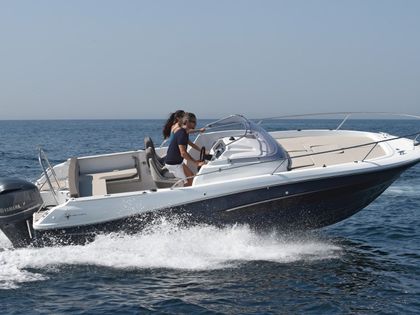 Barco a motor Jeanneau Cap Camarat 7.5 WA · 2019 (0)