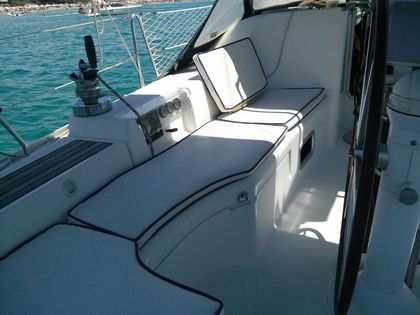 Sailboat Beneteau Oceanis Clipper 39.3 · 2010 (refit 2021) · AVALON I (1)