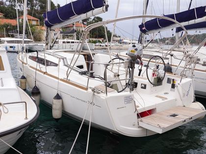 Sailboat Jeanneau Sun Odyssey 349 · 2015 (0)